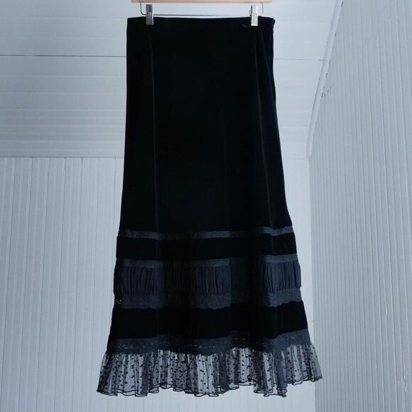 Y2k black velvet midi skirt - Picture 4 of 7